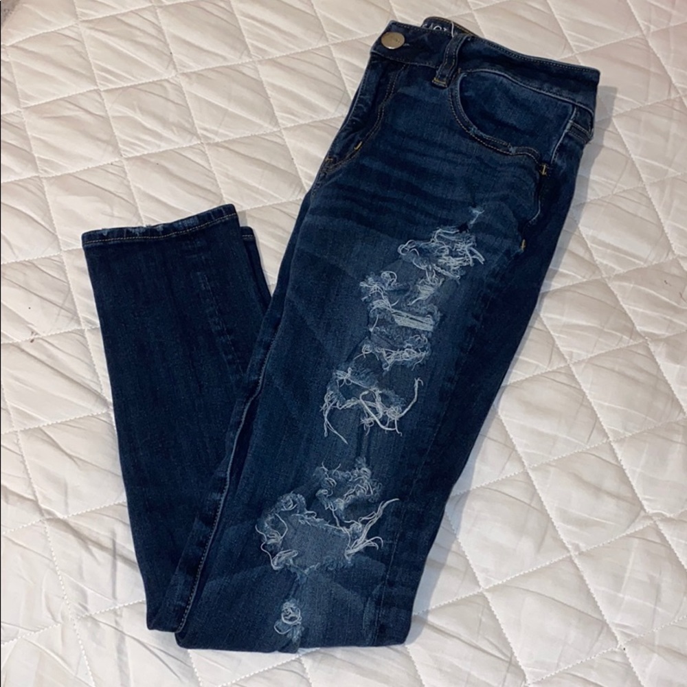 ripped american eagle jeans